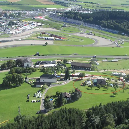 Haus Dietrich Am Red Bull Ring Spielberg Bei Knittelfeld Exterior photo