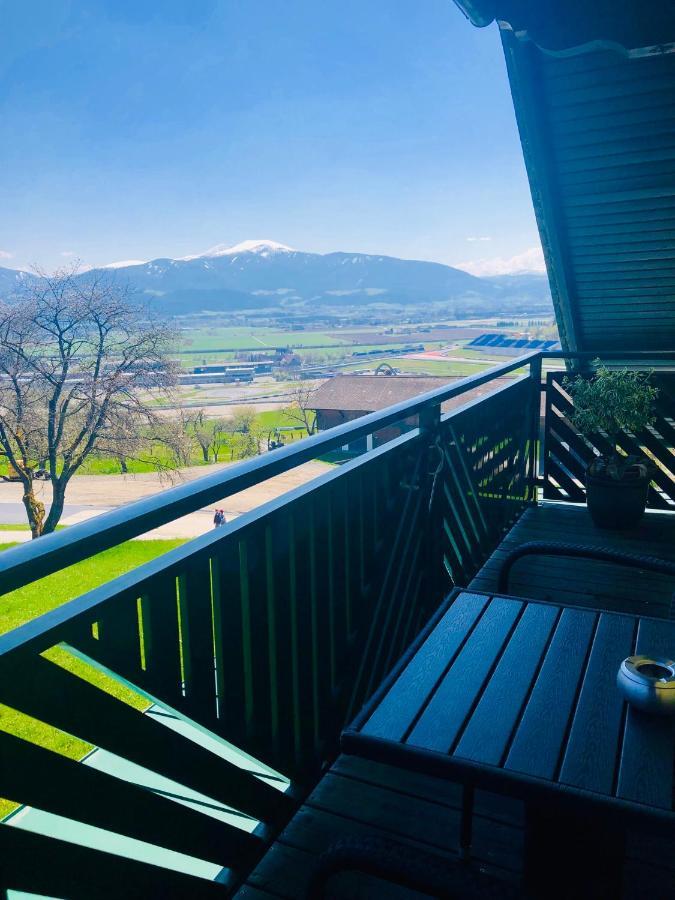 Haus Dietrich Am Red Bull Ring Bed & Breakfast